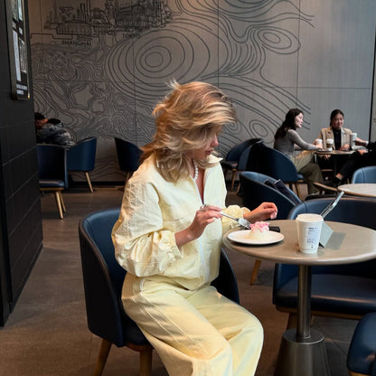 2025n new fashionable fresh casual women's clothing bright yellow comfortable loose sports jacket versatile lapel sunscreen