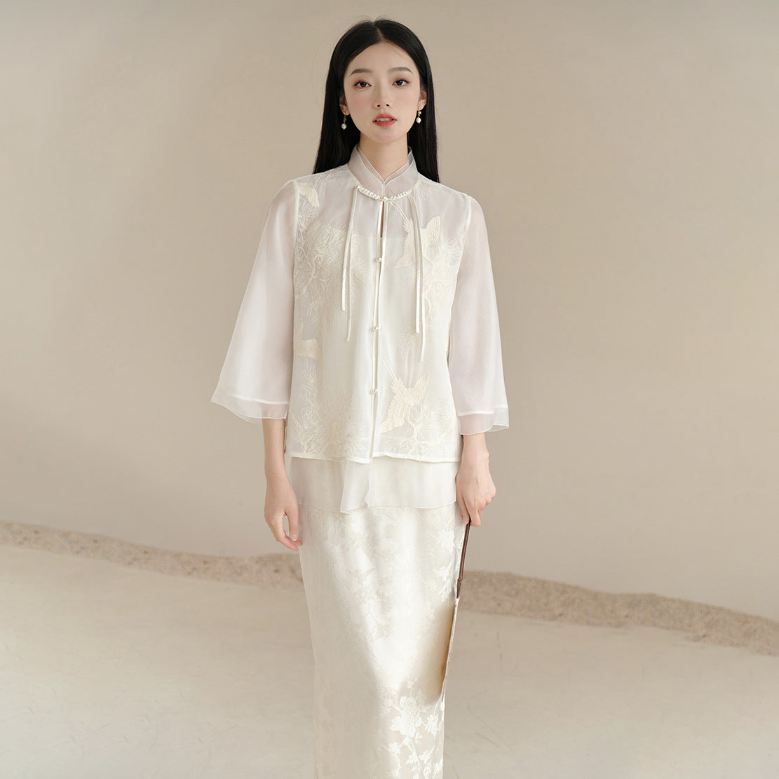 New Chinese suit women's two-piece set, embroidered Tang suit top women's summer shirt, jacquard suspender dress