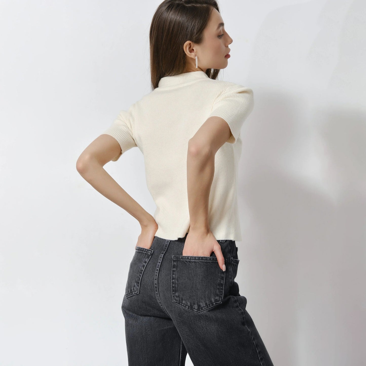 Sexy short-sleeved zipper cardigan T-shirt women's spring and autumn new tight low-necked solid color half-high round neck bottoming T-shirt tide