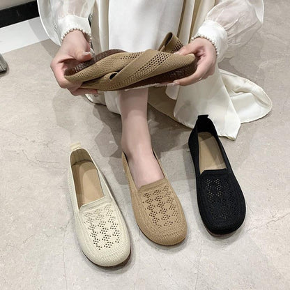 flowersverseEditions Summer Mesh Breathable Soft Bottom Old Beijing Cloth Shoes Hollow Flat Middle-Aged and Elderly Mom Shoes Hole Shoes.