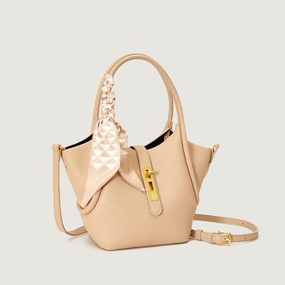 2025 Bucket bag autumn and winter fashionable simple handbag classic large-capacity shoulder bag high-end sense work commuter bag women