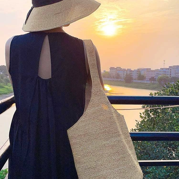 FLOWERSVERSE  Raffia Hand-Woven Bag Ins  Retro One-Shoulder Hand Straw Bag Vacation Beach Bag Women