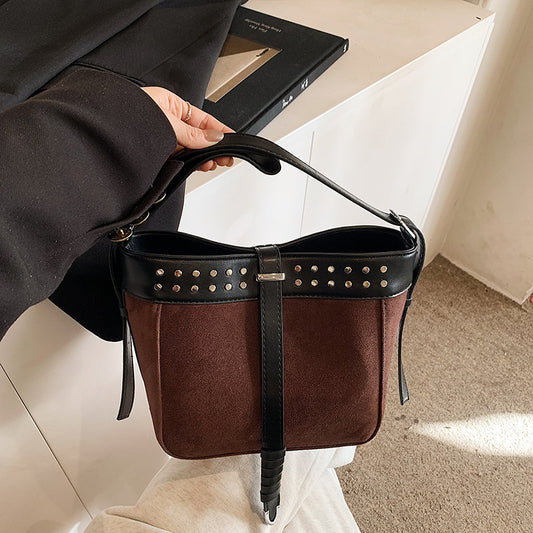 FLOWERSVERSE 2025 Cross-border bag women's new matte leather fleece bucket bag punk style rivet decoration women's shoulder bag messenger bag