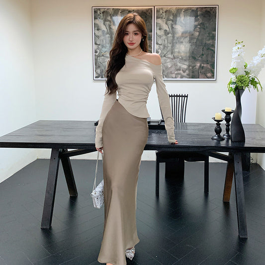 2025 Early autumn pure desire slanted shoulder design pleated waist top women's high sense imitation acetic acid A-shaped skirt skirt set