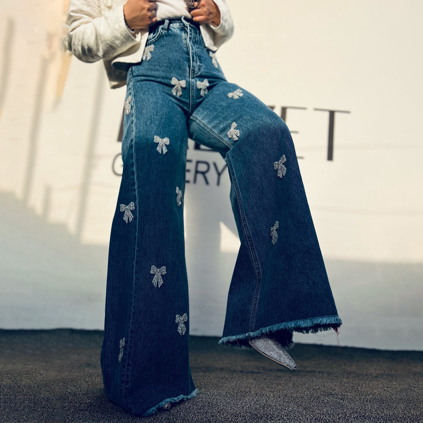 New bow hot diamond design sense slightly pull jeans high waist and thin street style casual trousers