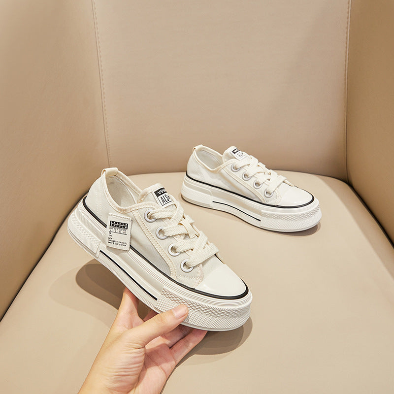 2025 Little white shoes women's  new versatile spring and summer popular casual one-pedal board shoes breathable flat-soled single shoes