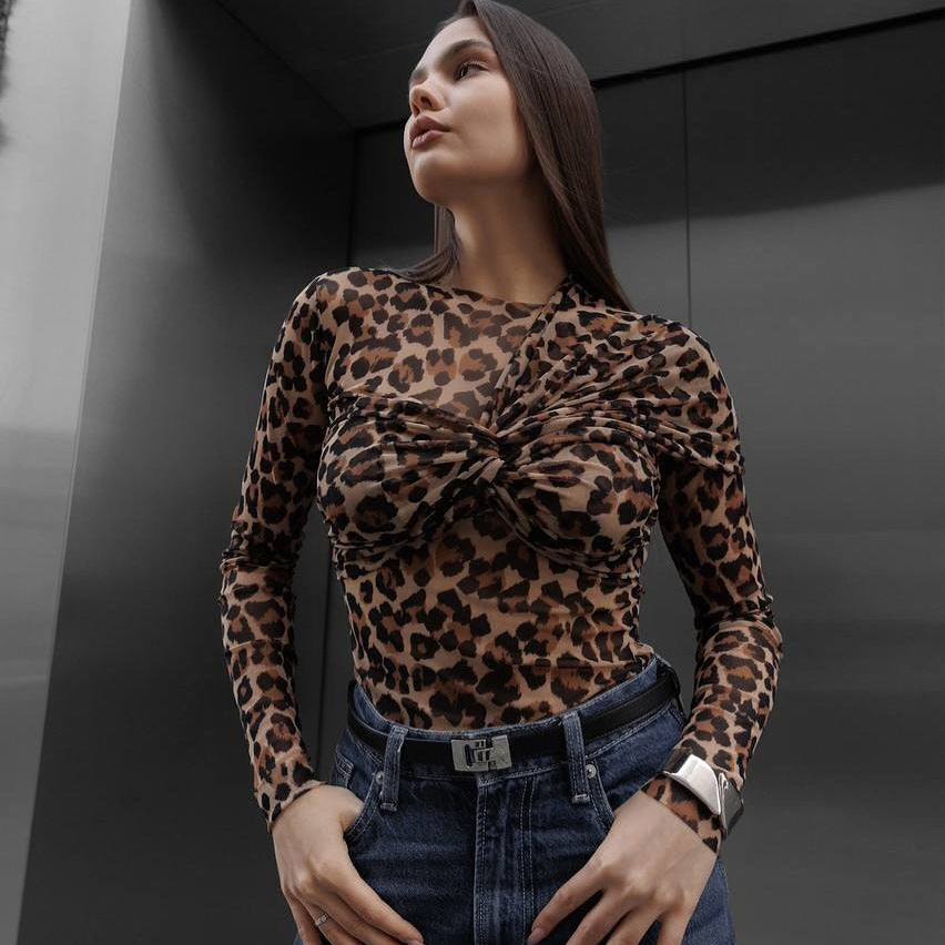 New new sexy kinked leopard print long-sleeved T-shirt women's spring and autumn new tight round neck bottoming T-shirt women's