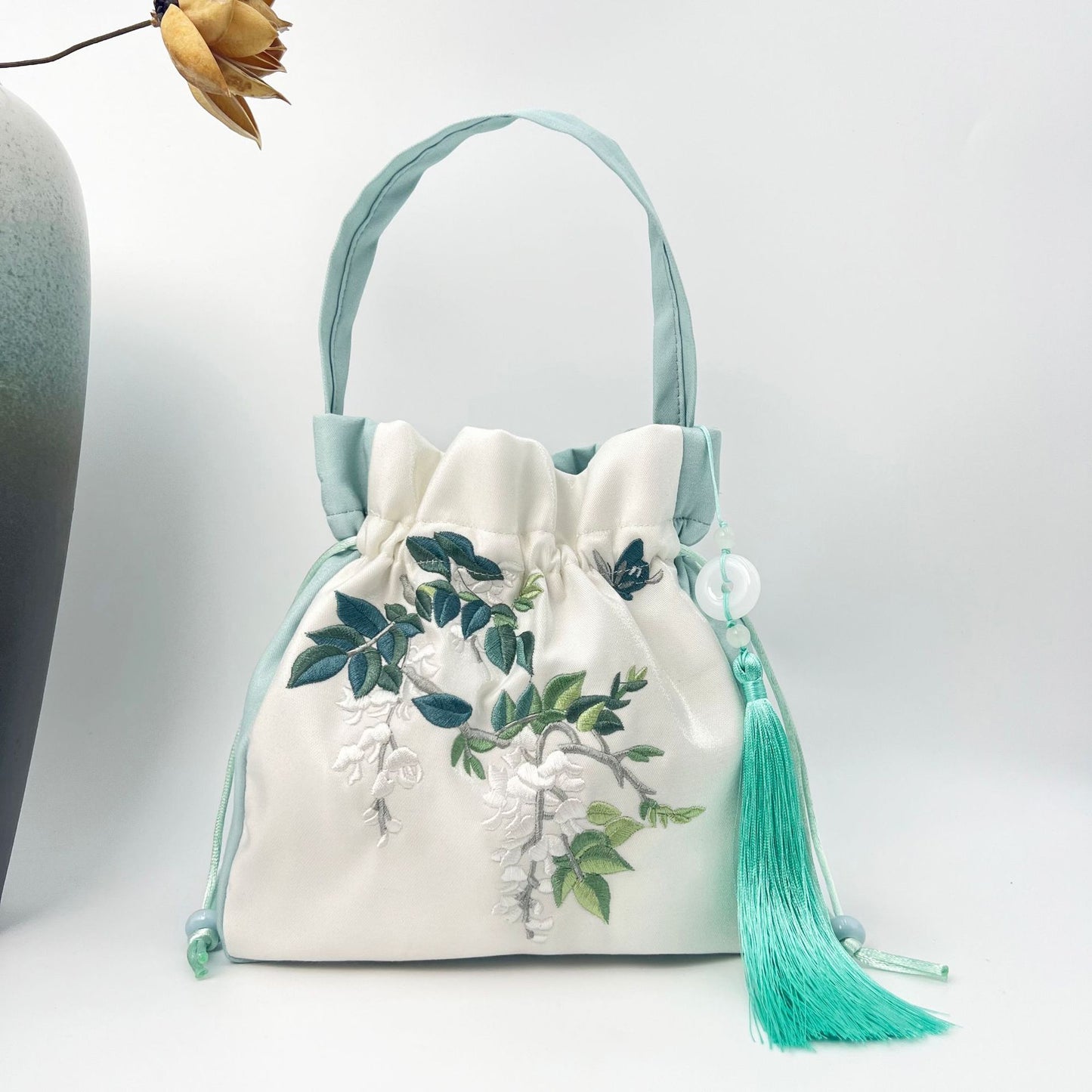 FLOWERSVERSE  Spring Outing with Embroidered Han Chinese Clothing Crossbody Bag Antiquity Bag Artistic Tassel National Style Casual All-Match Clutch Bag Large Capacity