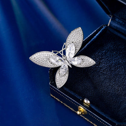 2025 New fashionable high-end fixed suit pin anti-light coat corsage temperament advanced butterfly niche brooch