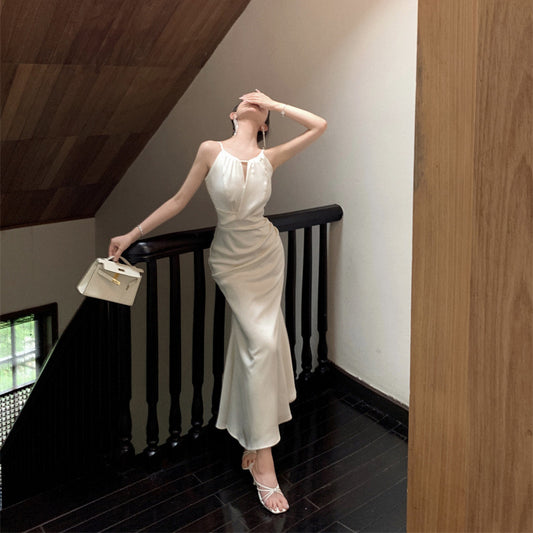 2025 High-end banquet fishtail evening dress women's light luxury niche engagement certificate host white neck suspender dress