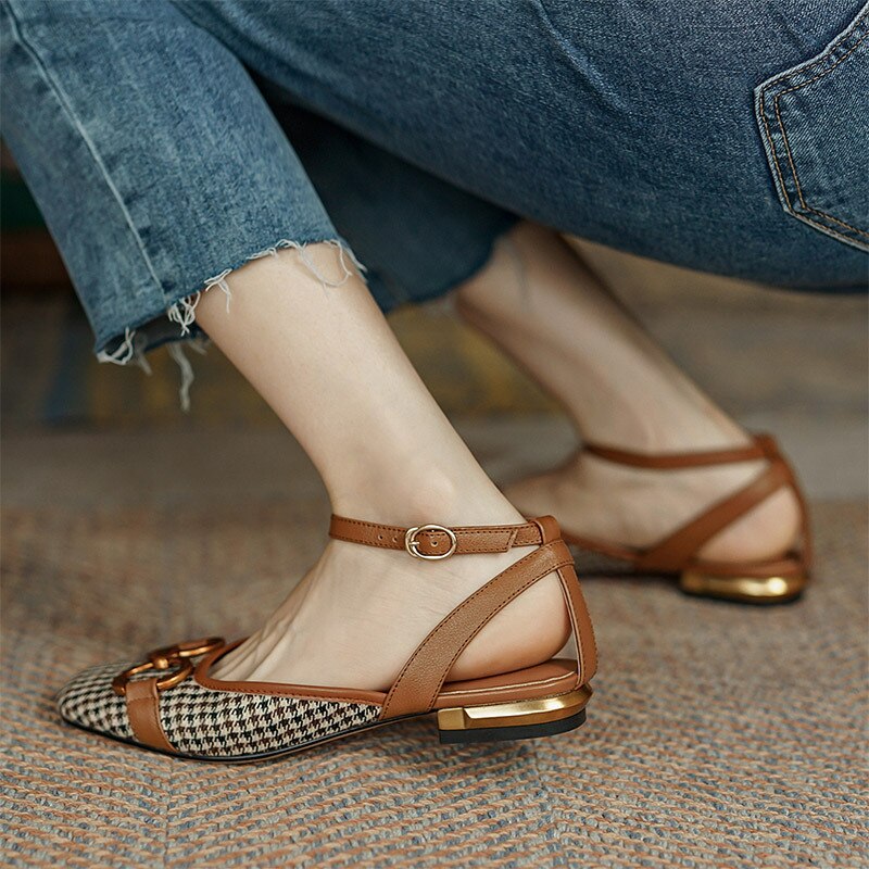 Amozae New French Retro Ladies Flats Korean Style One Line Buckle Female Sandals Fashionable Plaid Thick Heel Women's Shoes