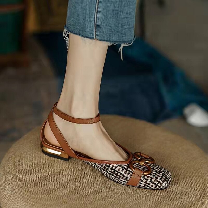 flowersverse New French Retro Ladies Flats Korean Style One Line Buckle Female Sandals Fashionable Plaid Thick Heel Women's Shoes