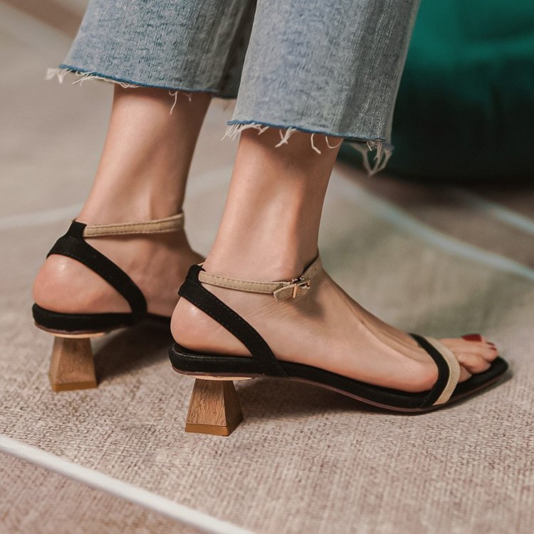 flowersverse New Fashion Women's Shoes Casual Buckle Strap Shoes Women's Sandals Thick Heel Ankle Strap Narrow Strap Summer Sandals