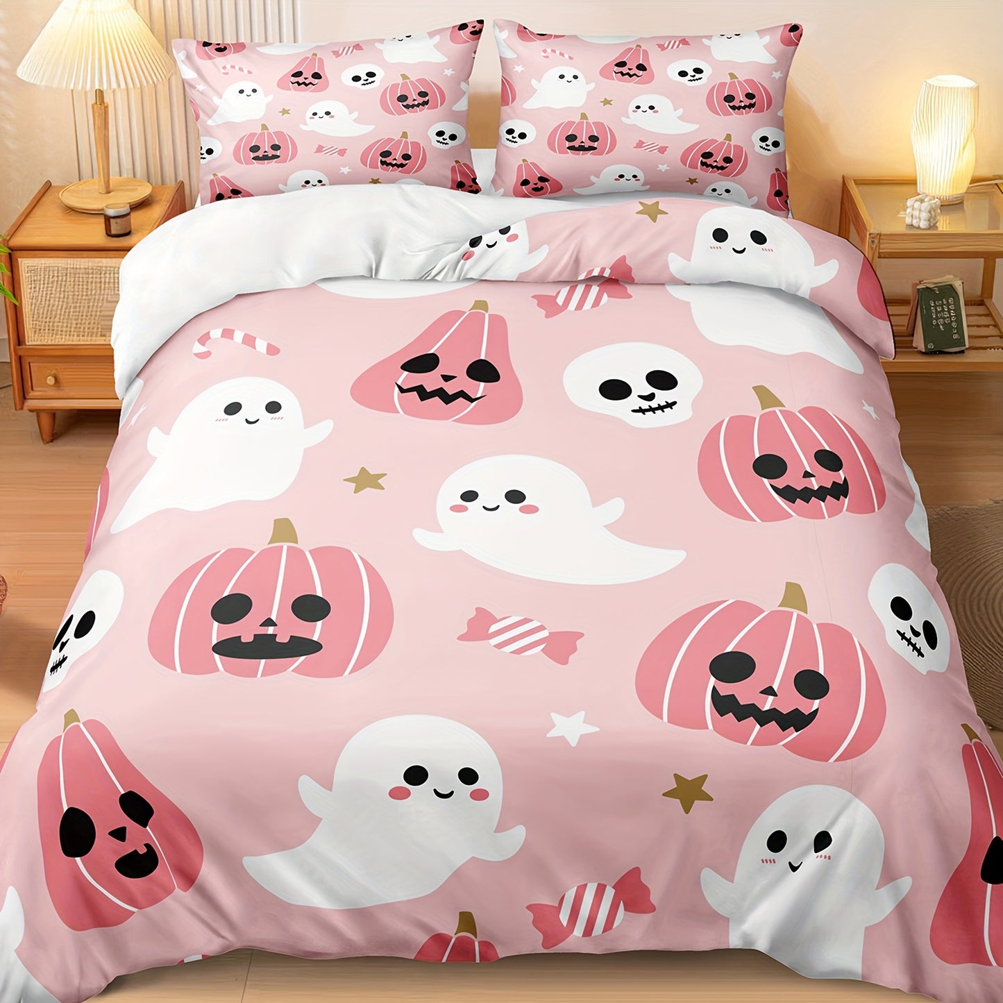 Halloween & Ghost Themed Duvet Cover Set, 3 Piece - 100% Polyester Lightweight Sanded Fabric, All-Season Digital Printed Bedding with Zipper Closure - Includes 1 Duvet Cover and 2 Pillowcases, Machine Washable, No Duvet Insert