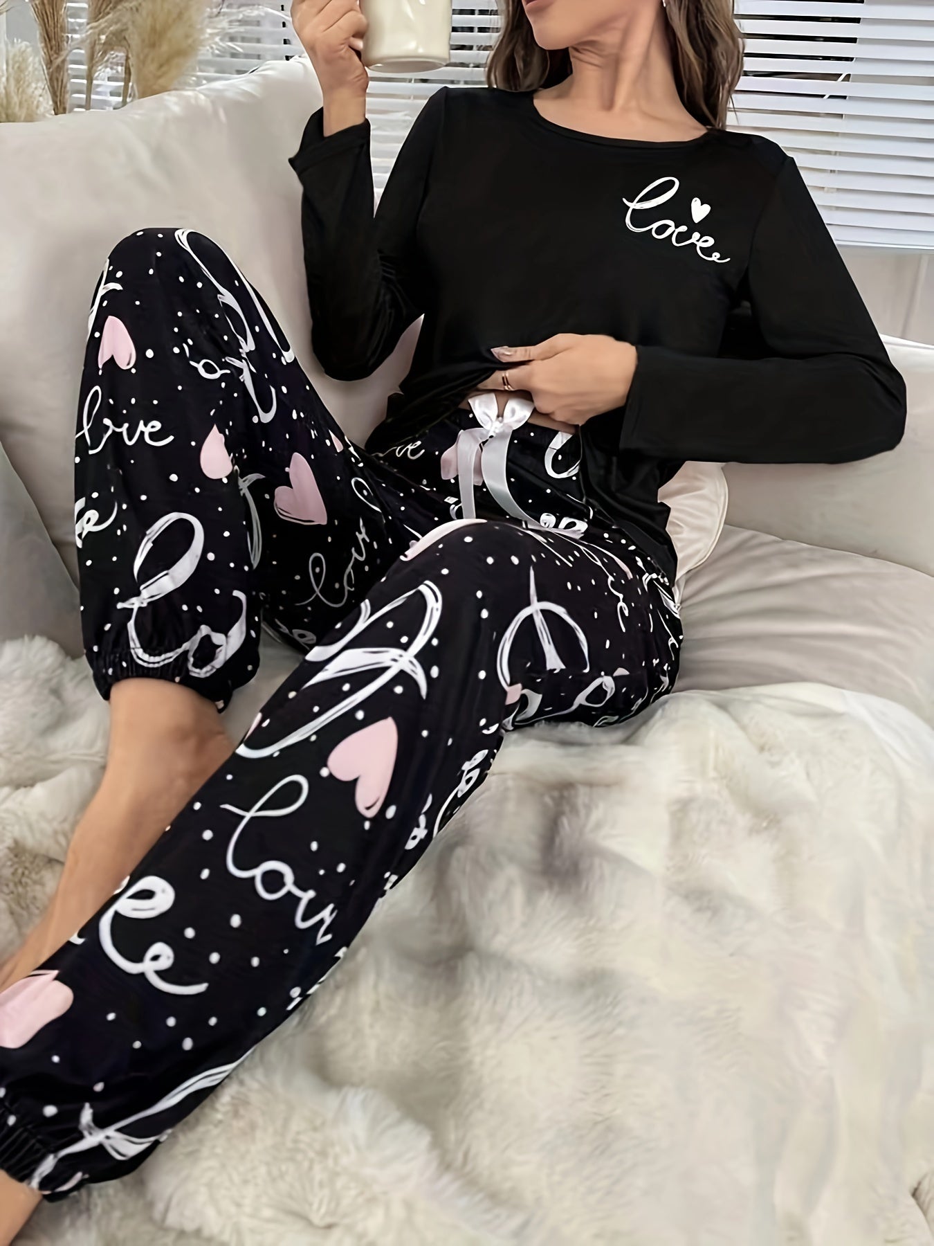 Cozy Womens Pajama Set - Soft Long Sleeve Round Neck Top & Pants, Comfortable Relaxed Fit, Perfect for Summer Nightwear and Fall/Winter Lounging Around the House