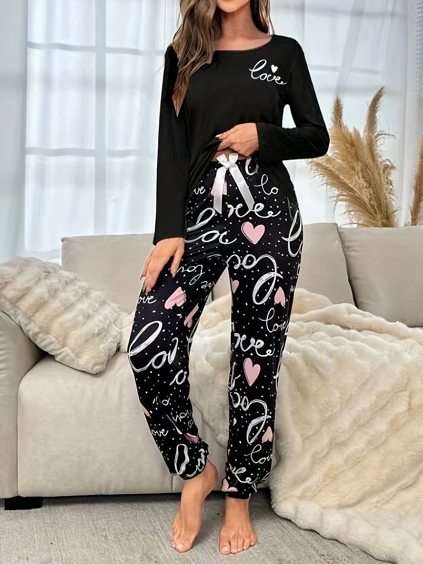 Cozy Womens Pajama Set - Soft Long Sleeve Round Neck Top & Pants, Comfortable Relaxed Fit, Perfect for Summer Nightwear and Fall/Winter Lounging Around the House