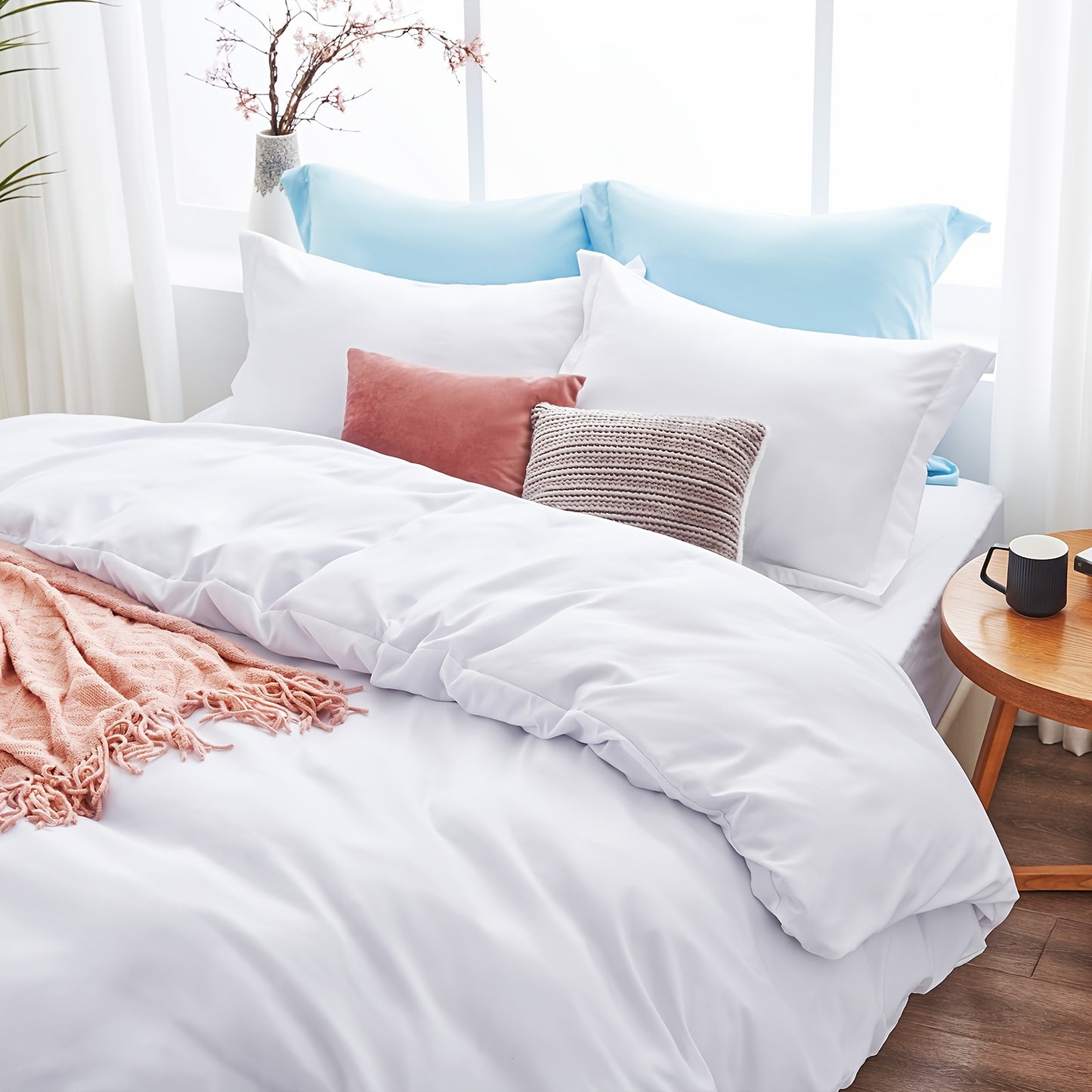3-Piece Queen Size Ultra Soft Brushed Microfiber Duvet Cover Set - Breathable, Sanded, and Machine Washable - 1 Duvet Cover with Zipper Closure and 2 Pillow Shams, Comforter Not Included