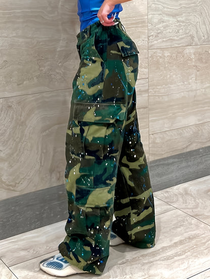 Comfortable Women's Camo Print Straight Leg Pants - Outdoor Recreation Hiking Trousers with American Retro Style, High Street Fashion, and Relaxing Fit for Casual Daily Wear