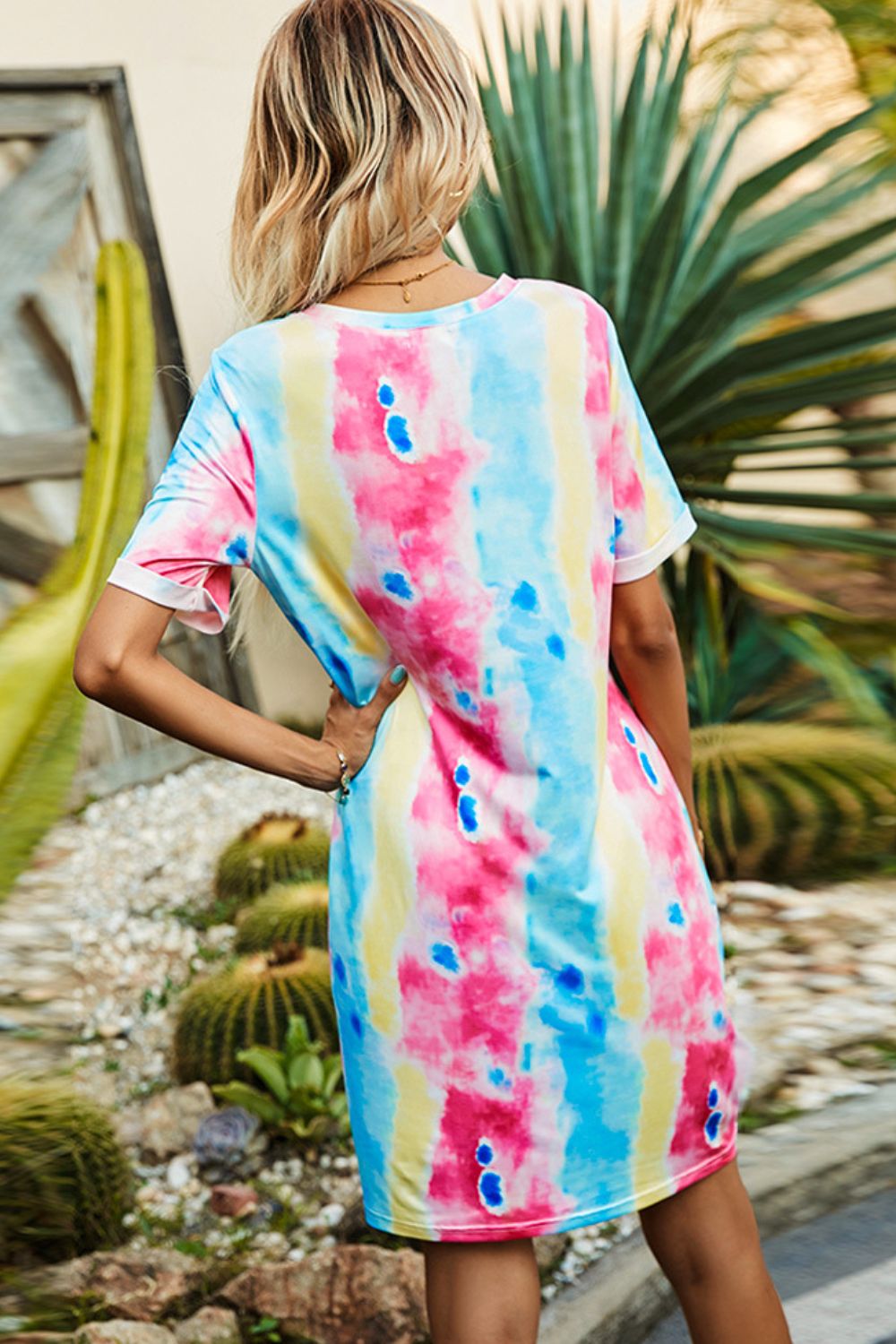 flowersverse Casual Twisted V-Neck Tie-Dye Short Sleeve Mini Dress