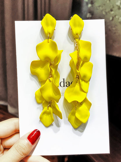 flowersverse Stylish Tasseled Acrylic Earrings Accessories