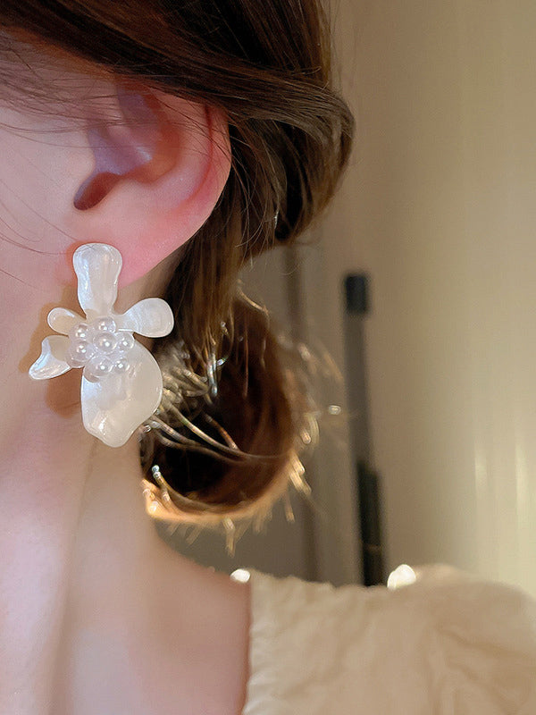 flowersverse Acrylic & Imitation Pearl Flower Shape Earrings Accessories