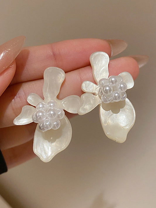 flowersverse Acrylic & Imitation Pearl Flower Shape Earrings Accessories