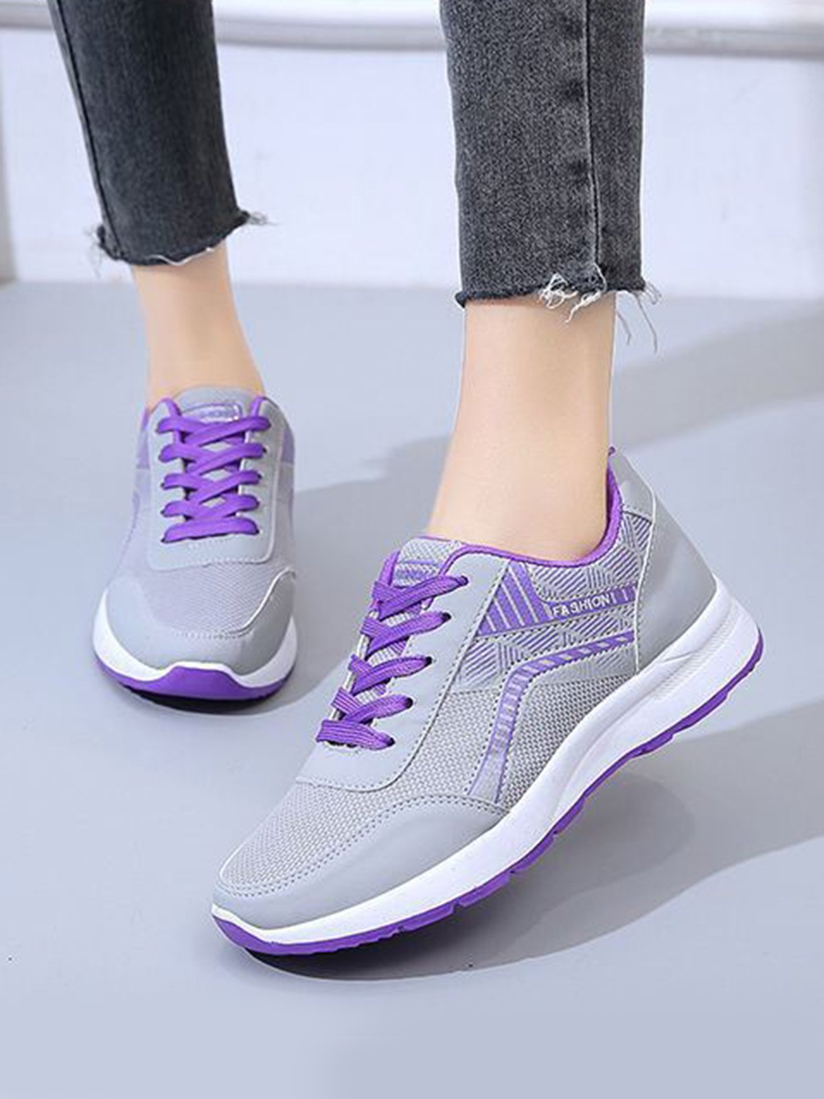 flowersverse Mesh Panel Contrasting Color Breathable Lightweight Sneakers