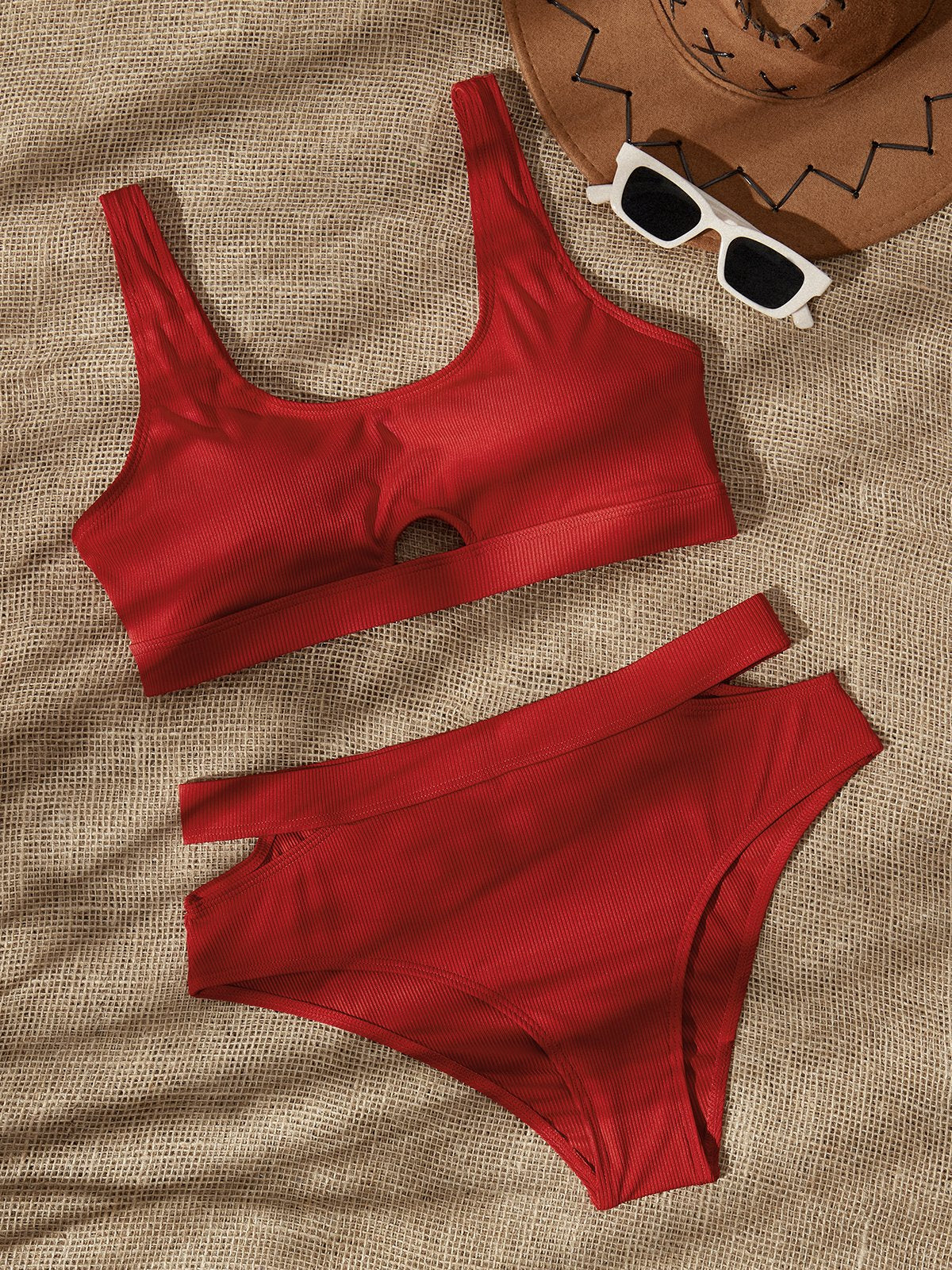 flowersverse Sexy Plain Cut-Outs Scoop Neck Bikinis Two-Piece Set