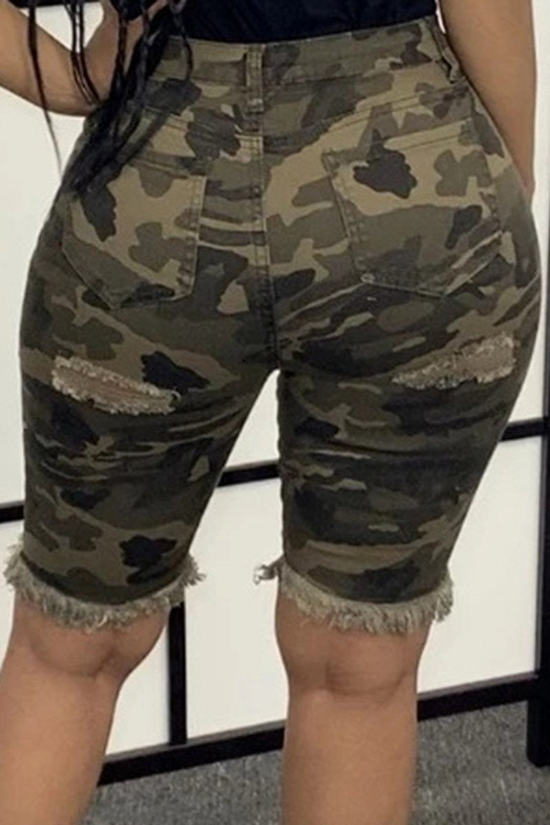 flowersverse Edge Distressed Camouflage Plus Size Shorts