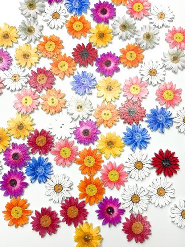 flowersverse Colorful Daisy Pattern Buttons