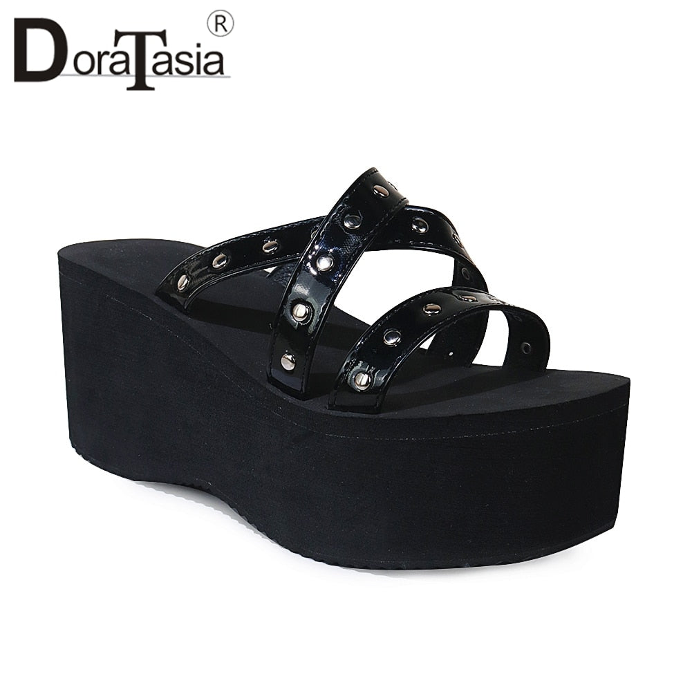 flowersverse Brand New Ladies High Platform Gothic Cosplay Slippers Wedges High Heels Summer Women Slippers Outdoor Sandal Slides