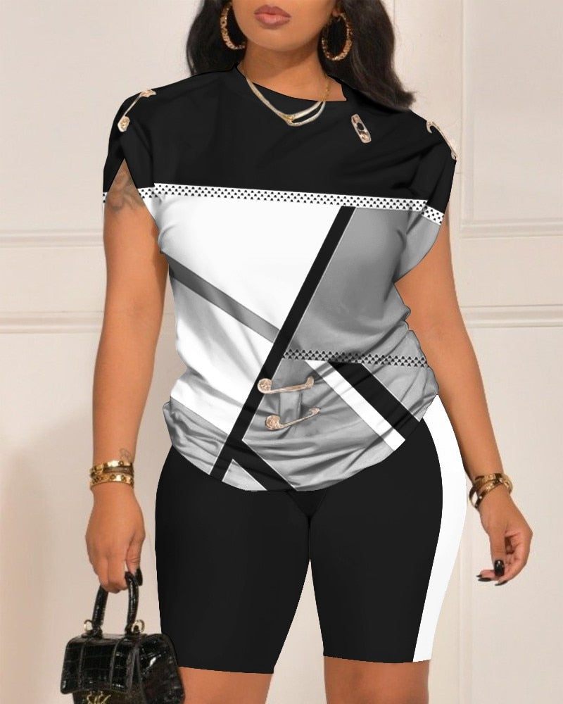 flowersverse Two Piece Sets Womens Outifits Summer Fashion Design Pin Digital Print Round Neck Short Sleeved Top & Casual Skinny Shorts Set