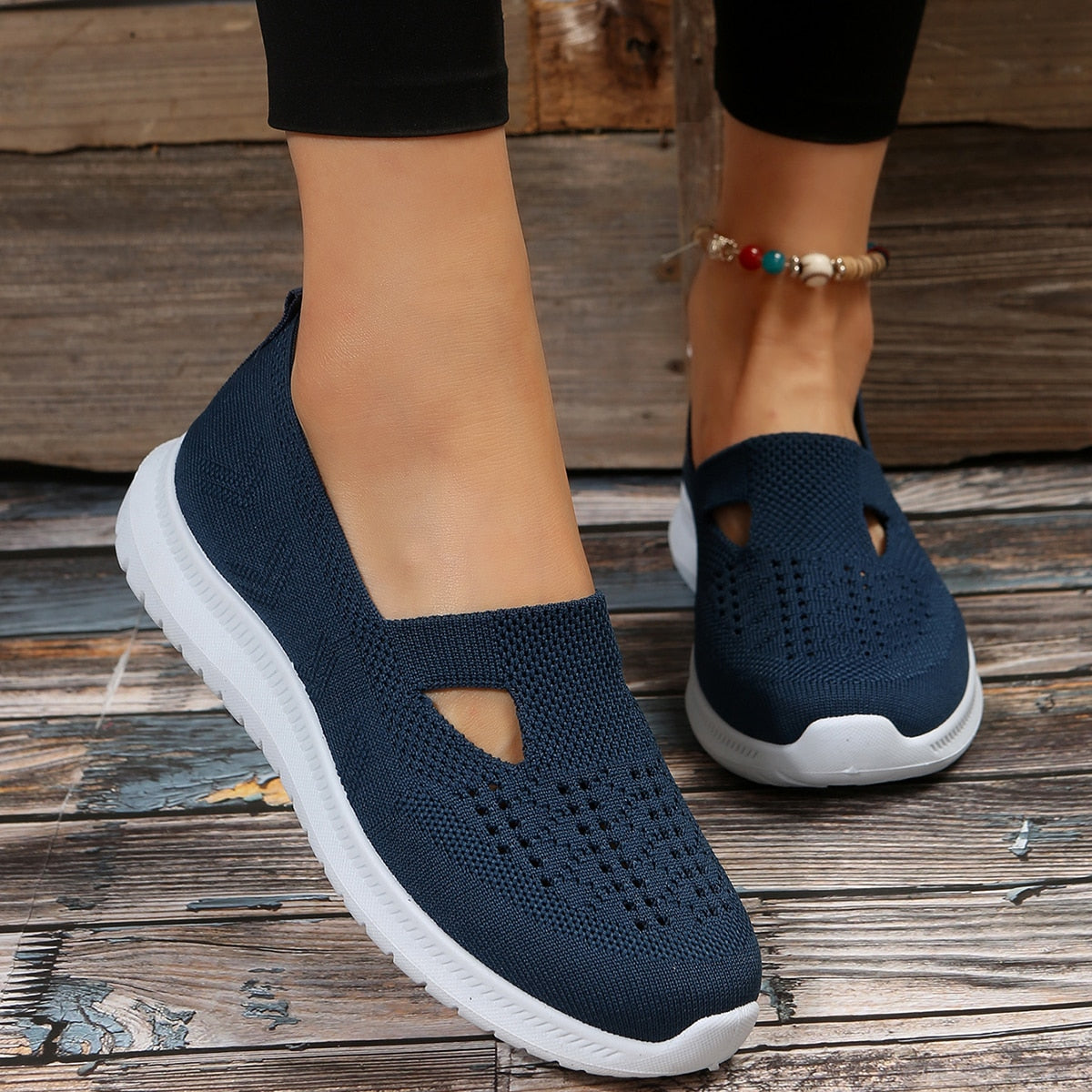 flowersverse Soft Bottom Knitted Flat Shoes for Women  Summer Breathable Mesh Slip On Sneakers Woman Non Slip Light Casual Loafers 36-42