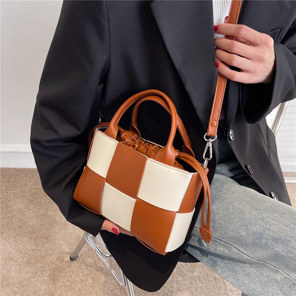 flowersverse Back to school Woven Checkered Small Designer Women Handbags New Trend Short Handle Fashion Bucket Ladies Shoulder Crossbody Bags