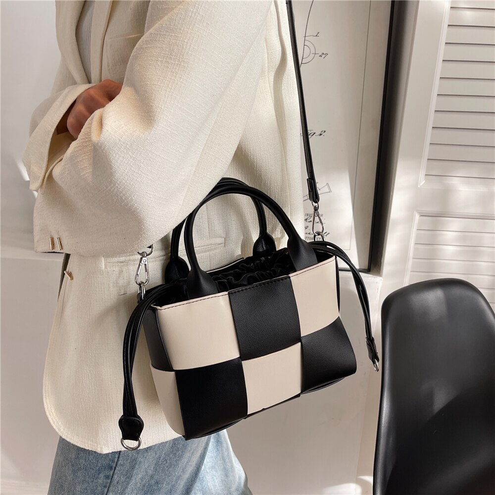 flowersverse Back to school Woven Checkered Small Designer Women Handbags New Trend Short Handle Fashion Bucket Ladies Shoulder Crossbody Bags