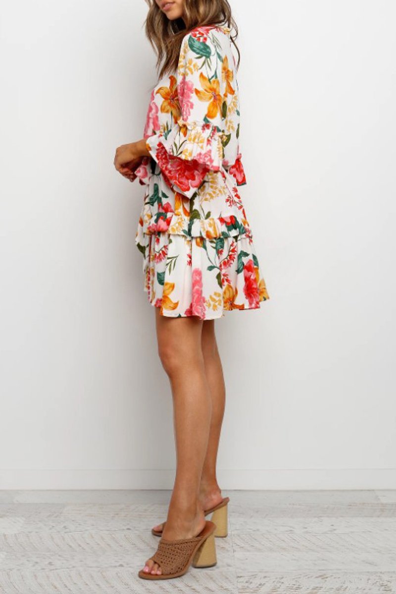 flowersverse Floral Print Round Neck Dress(With Belt)