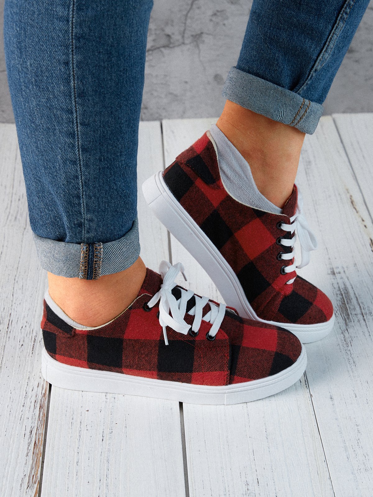 flowersverse Christmas Red Plaid Black And White Plaid Leopard Casual Flat Shoes Xmas Flats