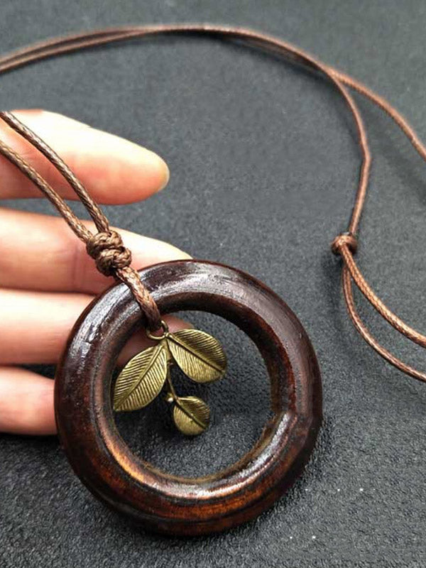 flowersverse Vintage Handmade Wood Geometric Leaf Necklace