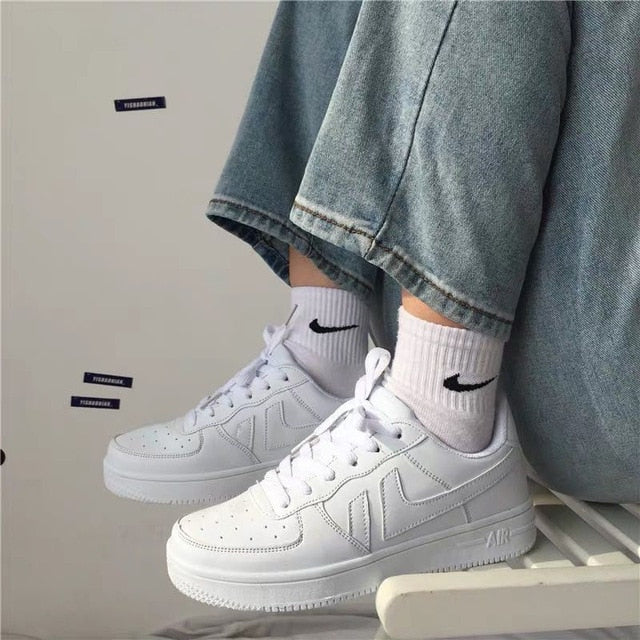 flowersverse Flat Platform Shoes Plus Size 43 44 Skate Shoes Macarone Candy Woman Ins leisure New Chic Women Tide Low Top Sneakers Streetwear