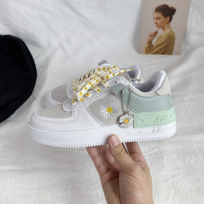 flowersverse Flat Platform Shoes Plus Size 43 44 Skate Shoes Macarone Candy Woman Ins leisure New Chic Women Tide Low Top Sneakers Streetwear